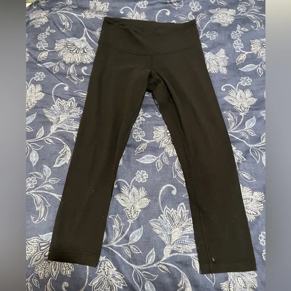 Lululemon Bundle crop legging and bra Xs/small - Picture 8 of 16